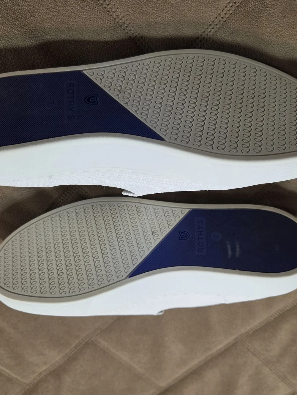 Rothy's  Sleek White and Blue Women's Slip-On Knit Loafer Tennis Shoes. Sz 7